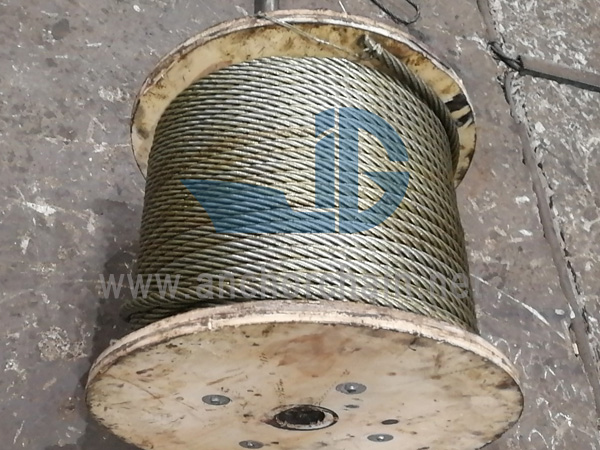 6X24W+7FC стоманено телено въже